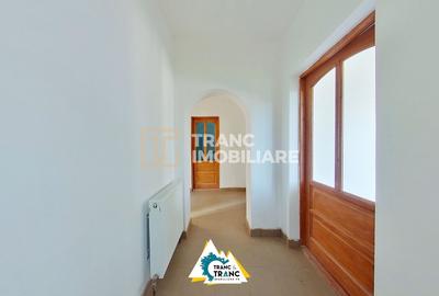 Casă cu 6 camere cu Teren 1160 Mp în Sânpaul - 5