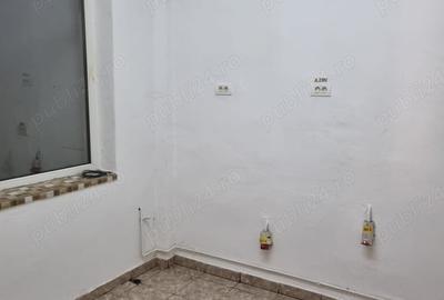 Spațiu comercial, de 200 mp, în Hitiaș - 2