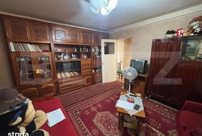 Apartament cu 2 camere, mobilat în Micro 11