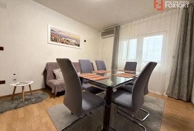 Apartament cu 3 camere semidecomandat în Soarelui