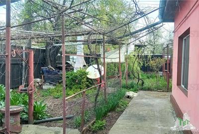 Casă individuală cu 3 camere cu Canalizare în Colentina - 2