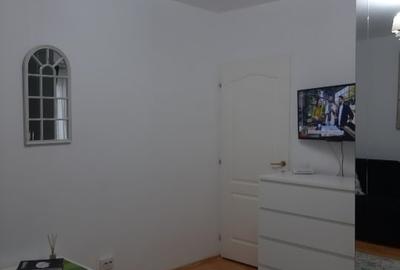 Proprietar, închiriez garsoniera la 2 min de metrou Timpuri Noi - 1