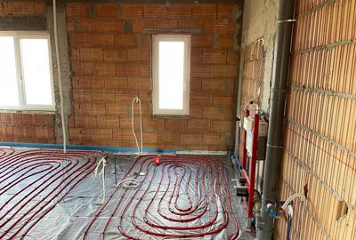 Comision 0 - Dezvoltator 4 cam curte proprie - 155000eur TVA si parcare inclusa! - 4