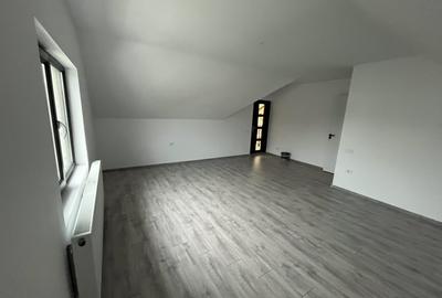 Casă individuală cu 4 camere cu Canalizare în Valu lui Traian - 10