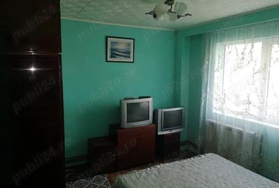 Apartament cu 3 camere decomandat în Vest - 1