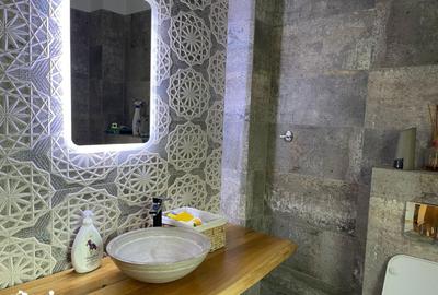 Casă cu 4 camere cu Teren 166 Mp în Central - 8