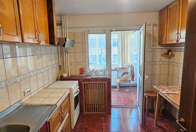 Apartament cu 3 camere semidecomandat, mobilat în Drumul Taberei - 2
