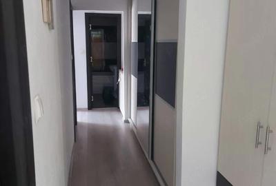Apartament cu 3 camere decomandat în 9 Mai - 6
