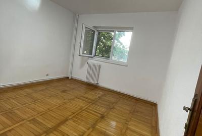 Apartament 3 camere la strada Calea Nationala la parter - 4