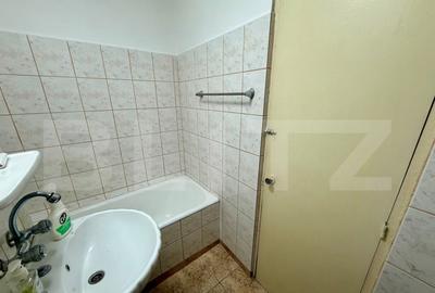 Garsoniera, 36 mp, zona Brazda - 3