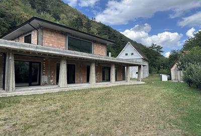 Casa de lux, cu vedere panoramica asupra muntilor, 2600mp teren Gura Raului - 4