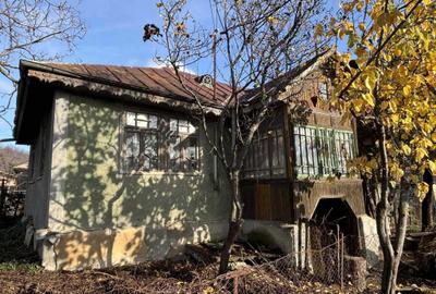 Casă cu 3 camere în Fințești - 2