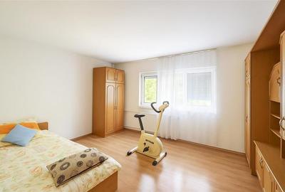 Apartament cu 4 camere decomandat în Nufărul - 6