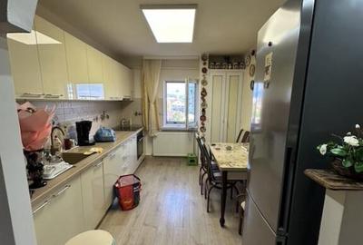 Apartament de vanzare, 54 mp, zona Republicii - 1