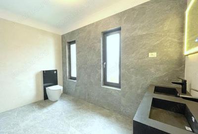 Casă cu Canalizare în Dumbrăvița