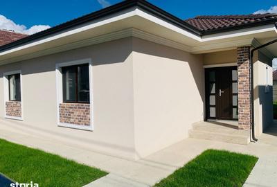 Casă cu 3 camere cu Teren 450 Mp în Sânmihaiu Român - 5