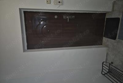 Garsonieră semidecomandată în Titan