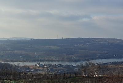 Spațiu comercial, în Aroneanu - 1