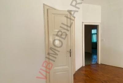 Apartament cu 2 camere semidecomandat în Timișoara