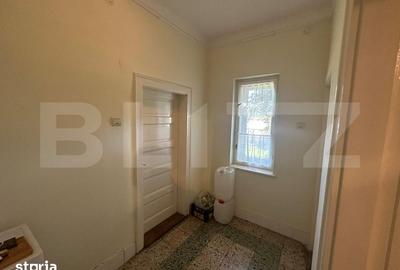 Casă cu 3 camere cu Teren 5700 Mp în Păulești