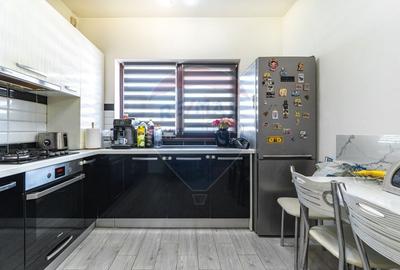 Apartament cu 2 camere decomandat, mobilat în Sânpetru - 4