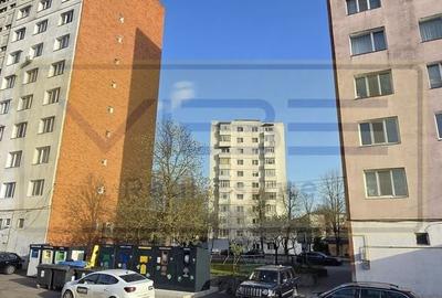 Spatiu comercial- cafenea/ showroom /restaurant - 10