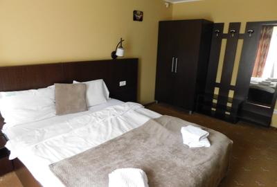 Casă individuală cu 6 camere cu Canalizare în Zamora - 3