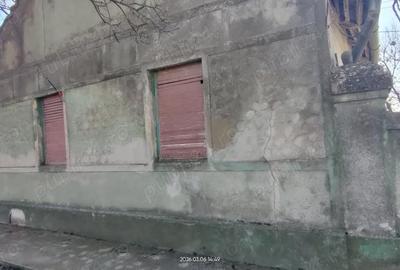 Teren de 1000 mp, în Pădureni - 9