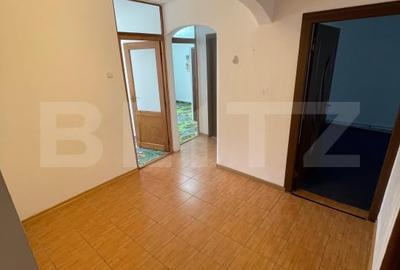 Apartament spatios, 3 camere decomandate, zona Observatorului - 2