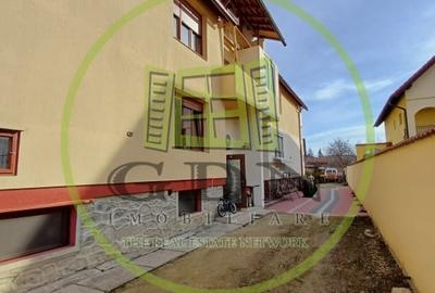 Apartament la casa de vanzare - 7 camere | 170 mp | Strada Lupeni - 1
