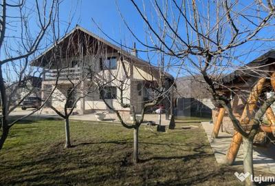 Casă cu 3 camere cu Teren 600 Mp în Central - 8
