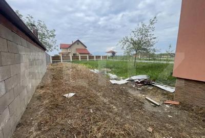 Casă cu 4 camere cu Teren 716 Mp în Botiz - 10