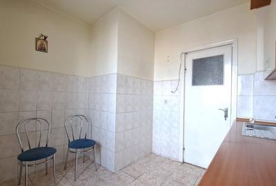 Apartament cu 3 camere decomandat în Basarab - 9