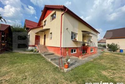 Casă cu 6 camere cu Teren 1100 Mp în Corunca - 2