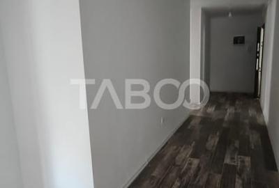 Apartament de vanzare cu 2 camere si curte proprie in bloc nou - 11