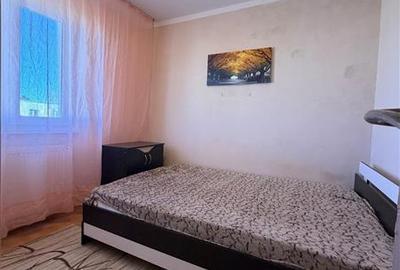 Apartament cu 3 camere semidecomandat, mobilat în Florilor - 4