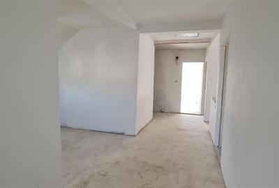 Casă individuală cu 6 camere cu Canalizare în Vladimirescu - 21