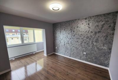 Apartament decomandat 2 camere Astra - 2