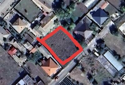 Teren de 950 mp, în Castelu