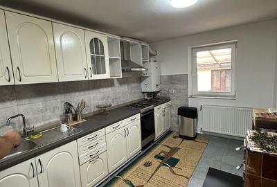 Casă cu 3 camere în Central - 6