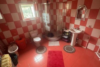 Casă cu 3 camere în Uiești - 3