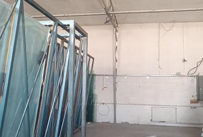 Hala de productie/ depozitare in suprafata de 340 mp in Ploiesti, zona Xenia. - 2