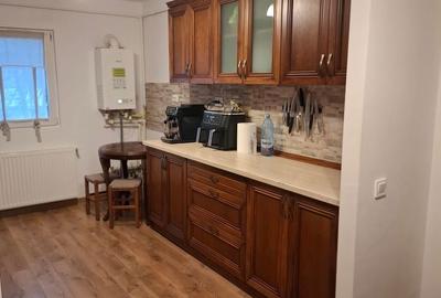 Apartament cu 4 camere decomandat în Cug - 5