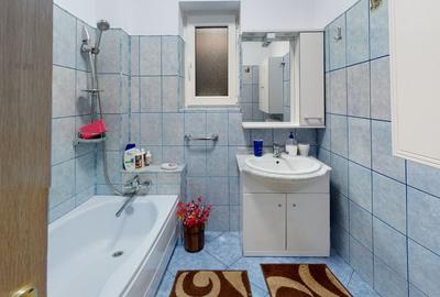 Casă cu 8 camere cu Canalizare în Voluntari - 8