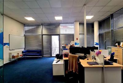 Birou, de 110 mp, în Central - 2