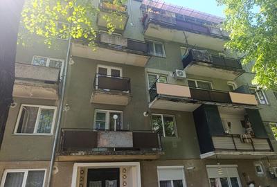 Apartament cu 2 camere nedecomandat în Central