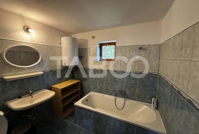 Casa individuala de vanzare renovata in 2024 Slimnic - 9