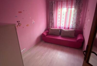Apartament cu 3 camere decomandat în Paltin - 4