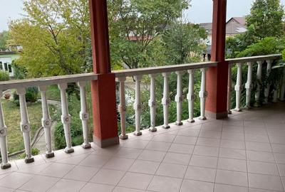 Casa deosebita P+E+M  Central-Biserica - 10