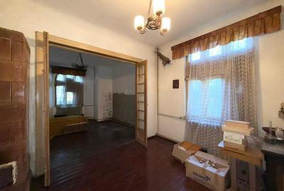 Vila in zona Băneasa, în imediata vecinătate a Parcului Herăstrău 7 camere - 13